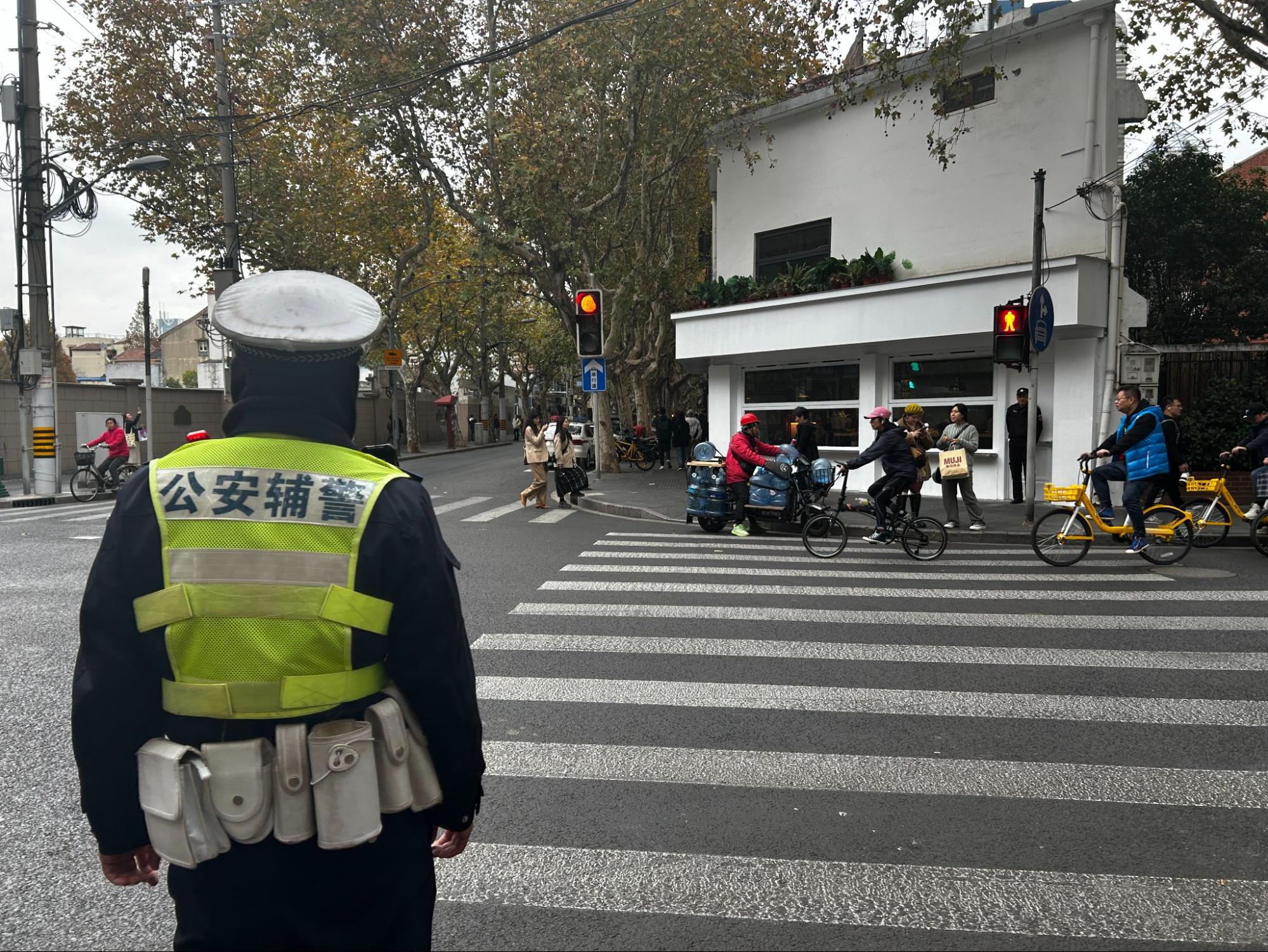 乌鲁木齐中路，11月26日